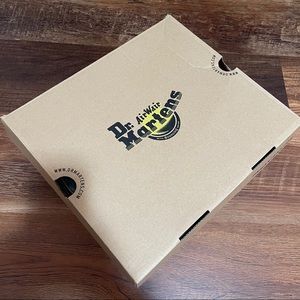 Dr Martens Chelsea Boots Brand New